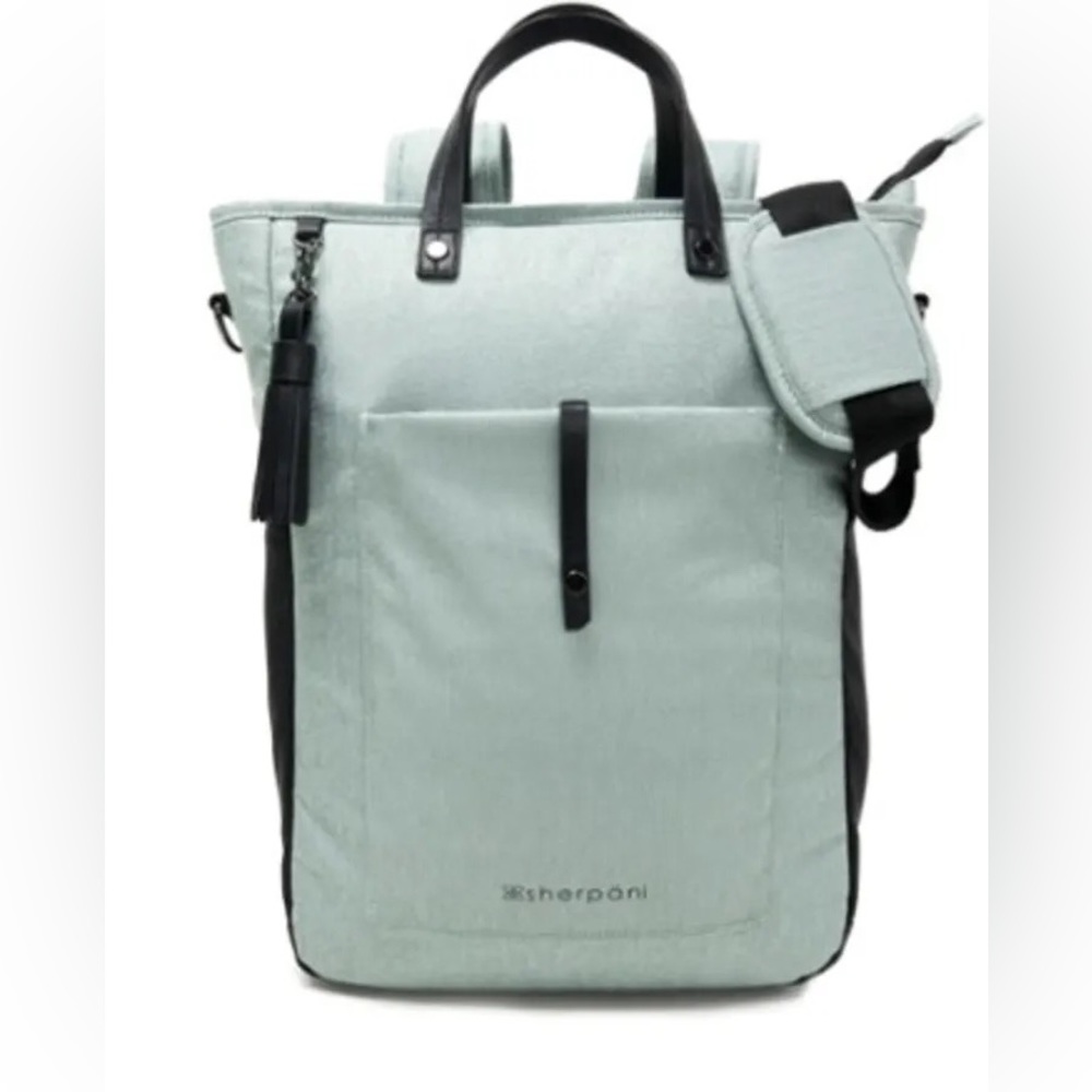 Sherpäni Sojourn Women’s Tote Pack (Color: Arctic)